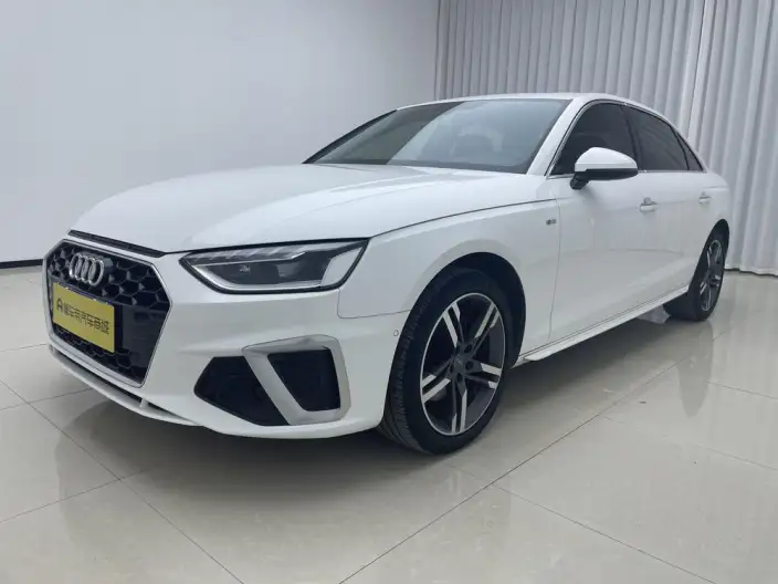 Audi A4 L 2020 Model 40 TFSI Luxury Dynamic Model – фото 1