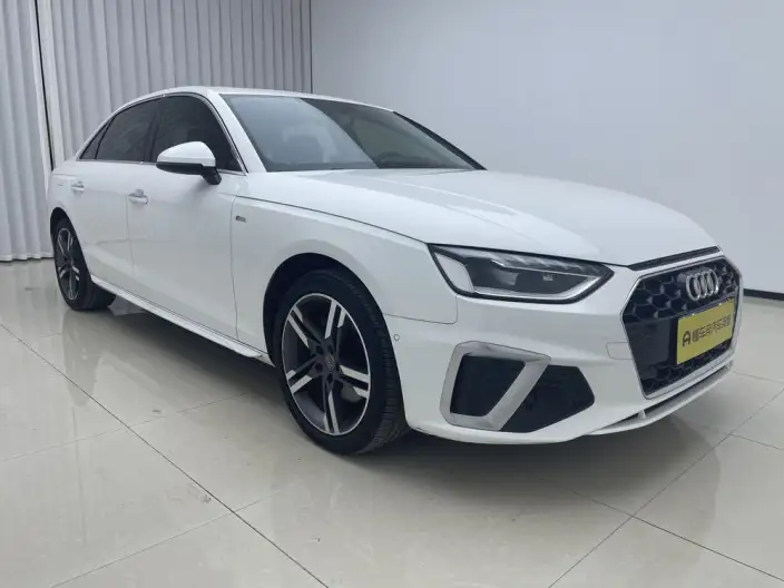 Audi A4 L 2020 Model 40 TFSI Luxury Dynamic Model – фото 3
