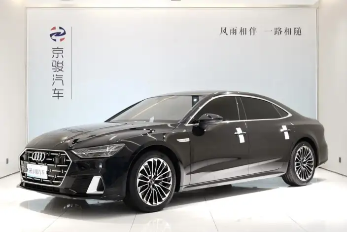 Audi A7 L 2024 Model 45 TFSI Luxury Model – фото 1