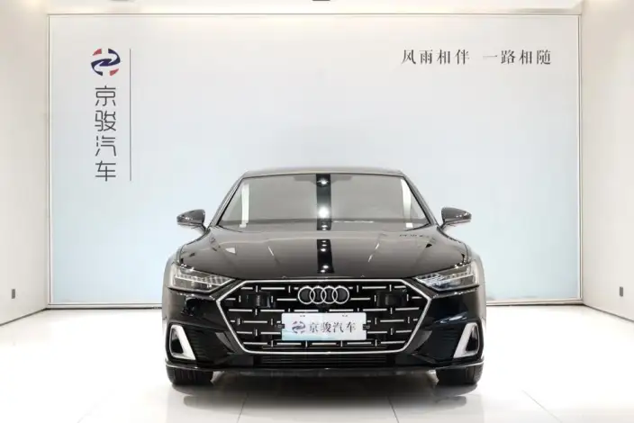 Audi A7 L 2024 Model 45 TFSI Luxury Model – фото 2