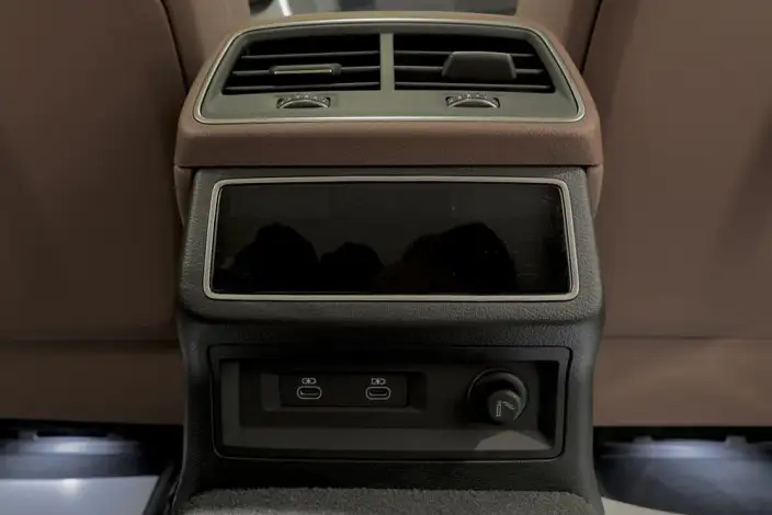 Audi A7 L 2024 Model 45 TFSI Luxury Model – фото 7