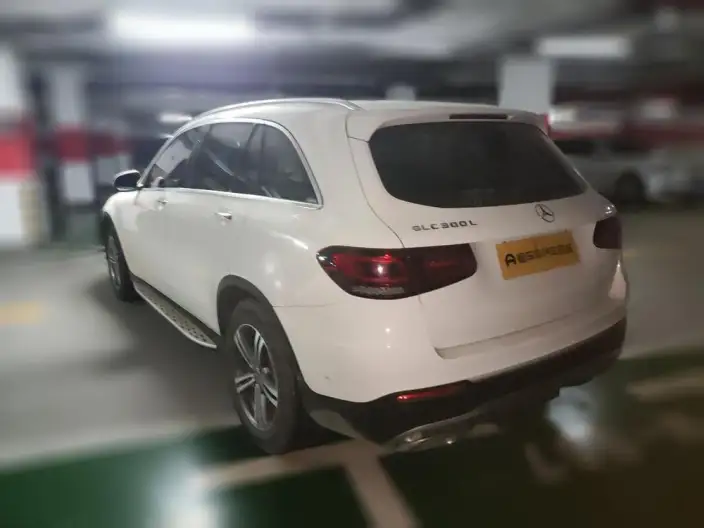 Mercedes-Benz GLC 2021 Model GLC 260 L 4MATIC Dynamic Model – фото 4