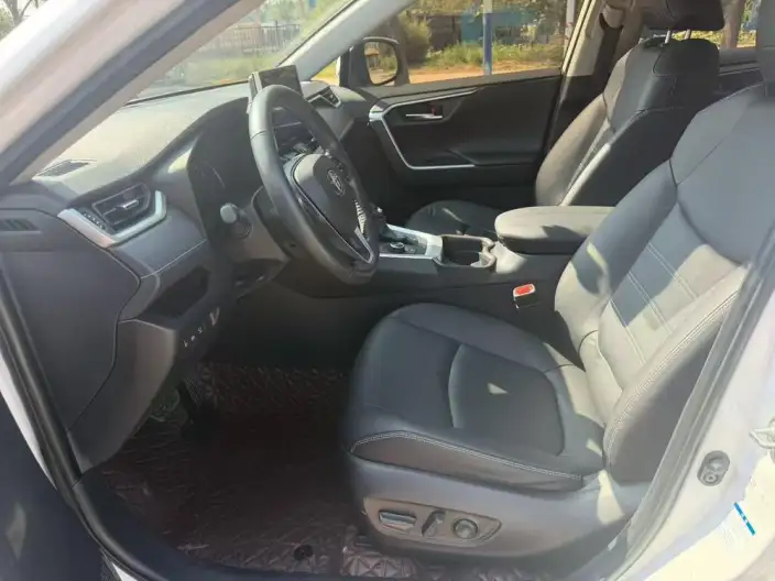 Toyota RAV4 2020 Model Hybrid 2.5L CVT 4WD Elite Plus Edition – фото 8