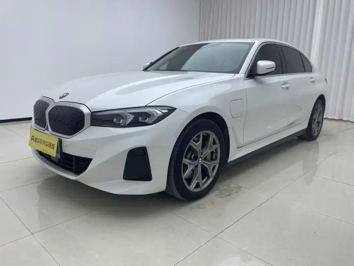 BMW i3 2025 Model eDrive35L – фото 1