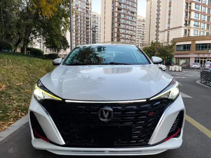 Changan Eado 2023 Model PLUS Changxiang Edition Blue whale NE 1.4T GDI DCT Noble Model – фото 2