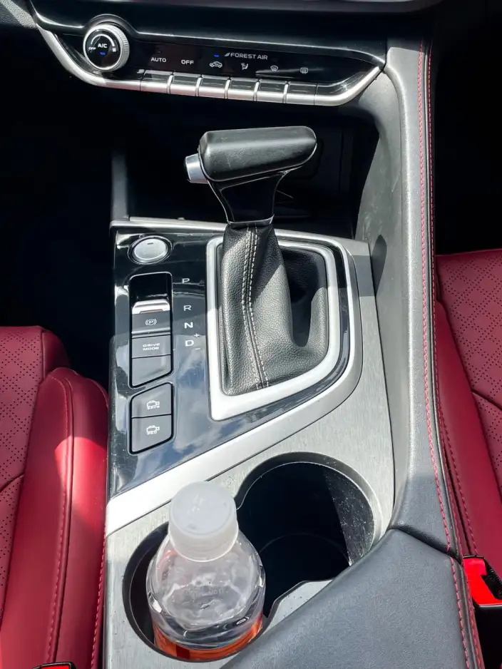 Changan Eado 2023 Model PLUS Changxiang Edition Blue whale NE 1.4T GDI DCT Noble Model – фото 10