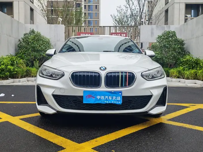 BMW 1 Series 2021 Model 120i M Sports Edition – фото 2