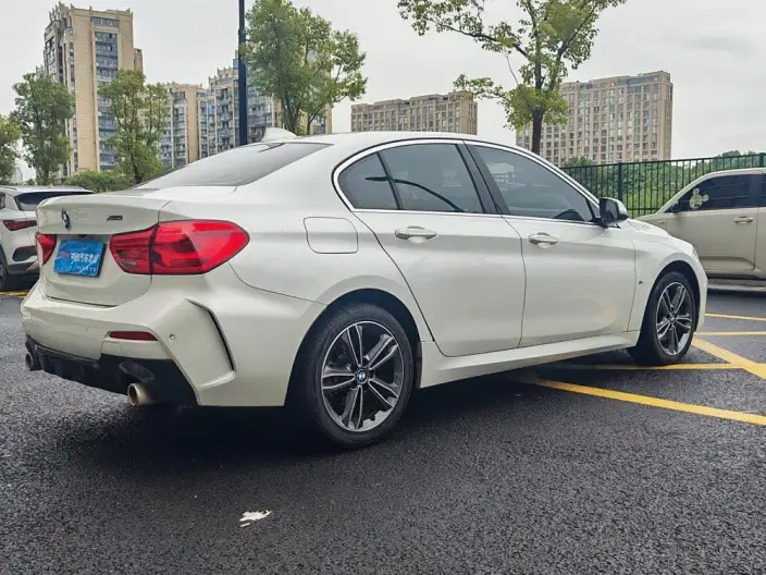 BMW 1 Series 2021 Model 120i M Sports Edition – фото 7