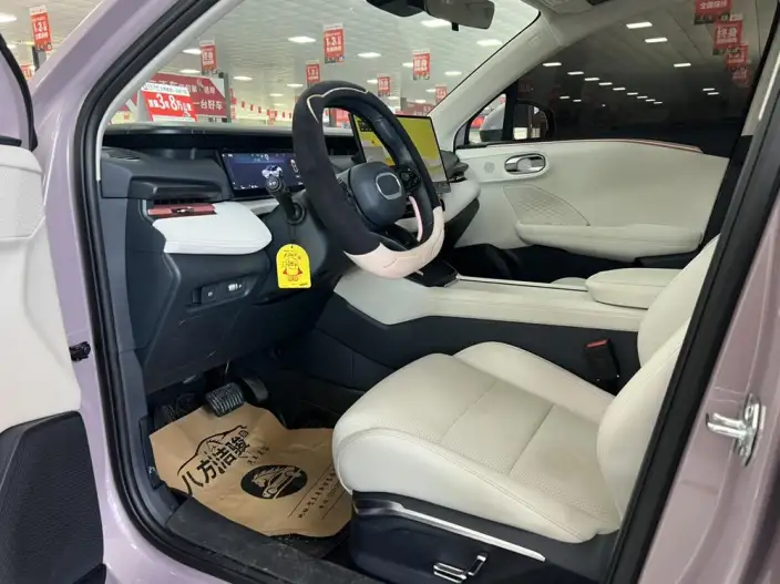 Lynk & Co 06 2025 Model Renew 1.5T Pro – фото 8