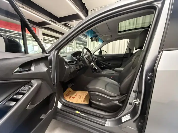 Orlando 2020 Model Mild Hybrid Redline 530T Indulgent Edition (5+2 Model ) – фото 10