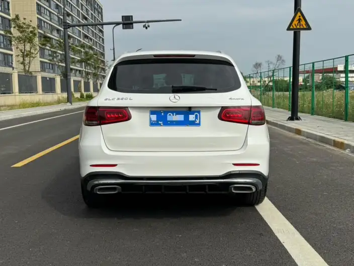 Mercedes-Benz GLC 2021 Model GLC 260 L 4MATIC Luxury Model – фото 5