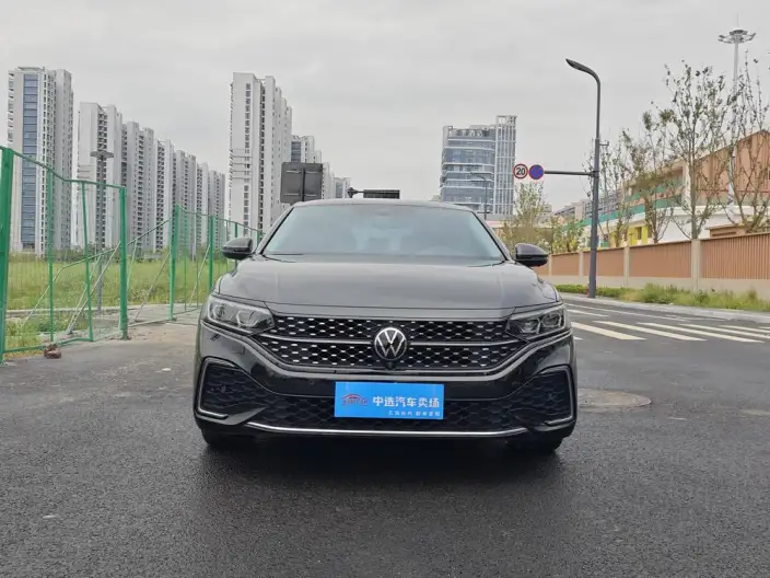 Volkswagen Passat 2023 Model 330TSI Starry sky Deluxe Edition – фото 2