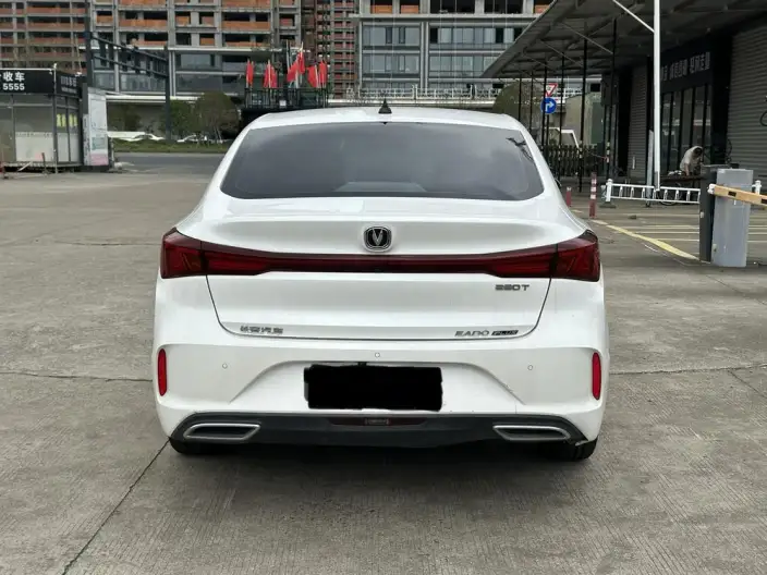 Changan Eado 2023 Model PLUS Changxiang Edition Blue whale NE 1.4T GDI DCT Noble Model – фото 4