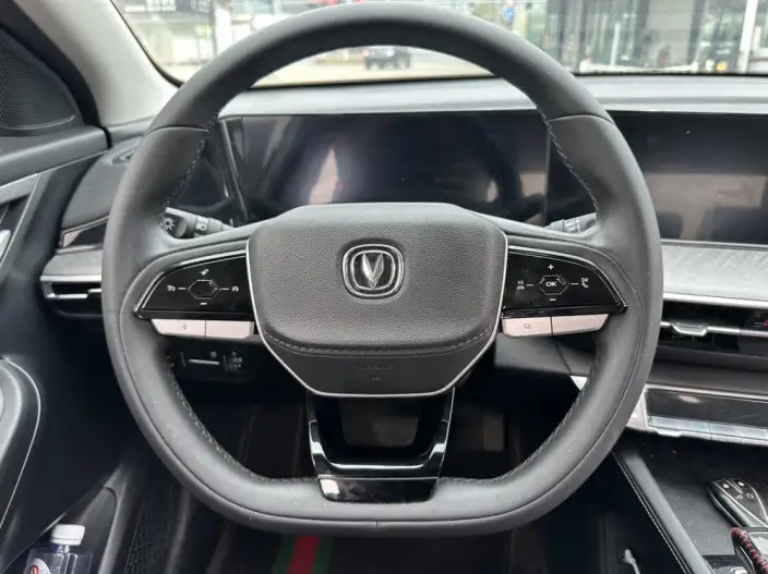 Changan Eado 2023 Model PLUS Changxiang Edition Blue whale NE 1.4T GDI DCT Noble Model – фото 7