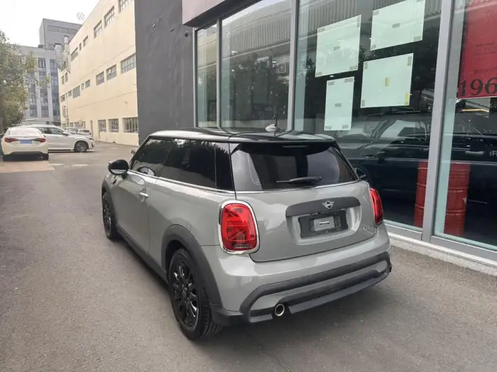 MINI 2022 Model 1.5T ONE