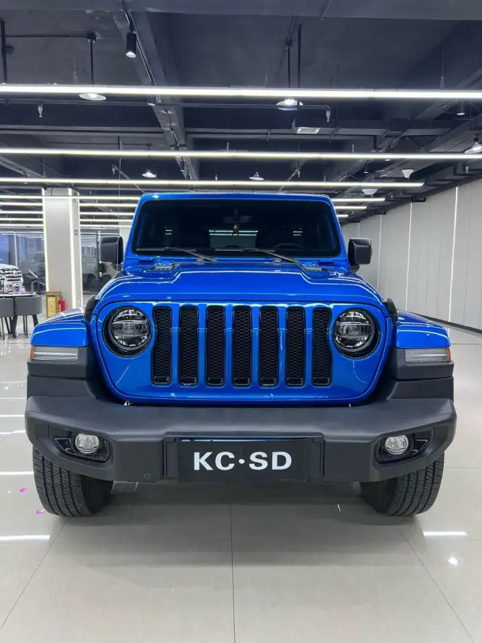 Jeep Wrangler 2023 Model 2.0T Automatic 4WD 5 seat Parallel Imported – фото 2