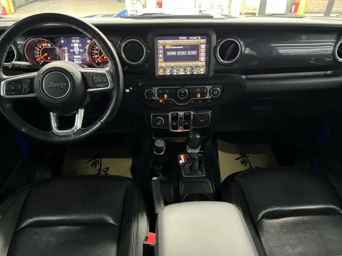 Jeep Wrangler 2023 Model 2.0T Automatic 4WD 5 seat Parallel Imported – фото 8