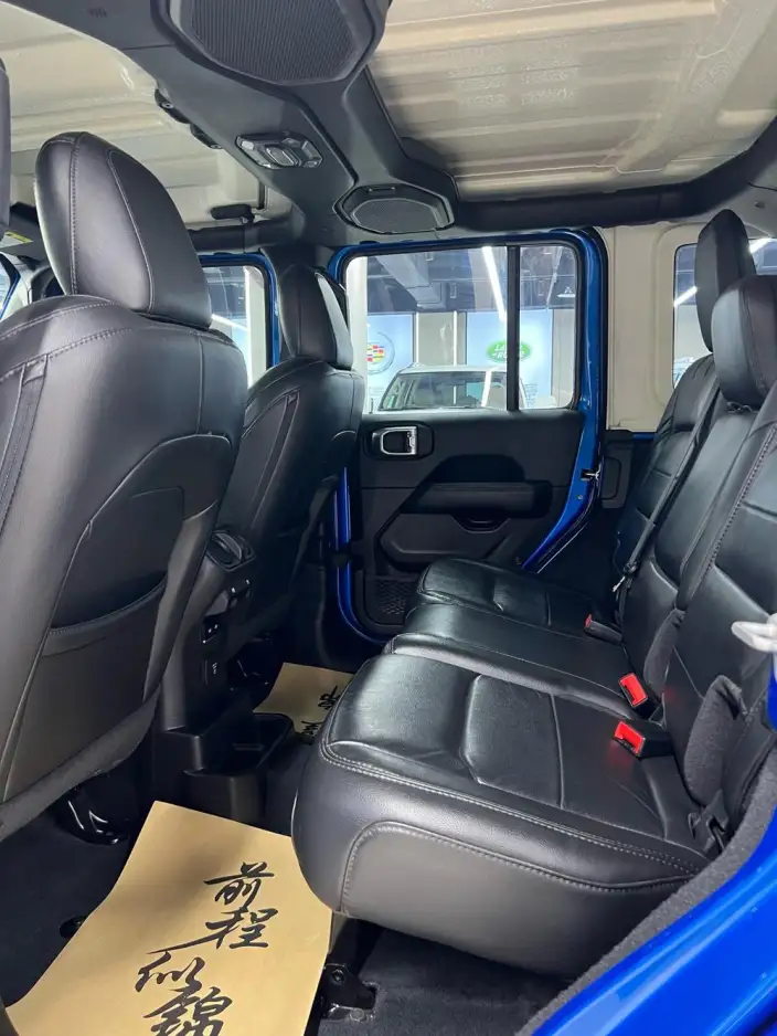 Jeep Wrangler 2023 Model 2.0T Automatic 4WD 5 seat Parallel Imported – фото 9