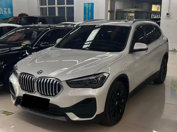 BMW X1 2021 Model Facelift sDrive20Li Fashion Model – фото 1