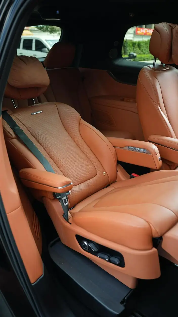 Aito M9 2024 Model Extended Range Ultra VI seat Edition – фото 10