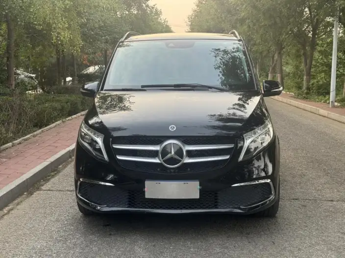 Mercedes-Benz V-Class 2022 Model V 260 Premium Edition – фото 2