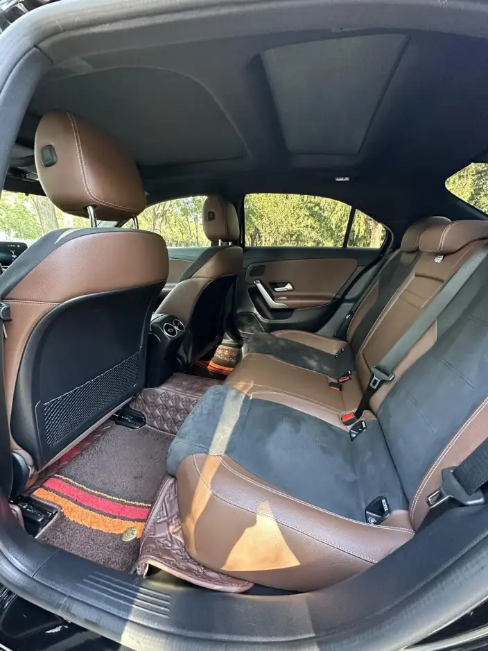Mercedes-Benz A-class 2020 Model A 220 L 4MATIC Sports sedan – фото 8