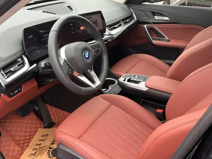 BMW iX 1 2026 Model eDrive25L X Design Set – фото 8