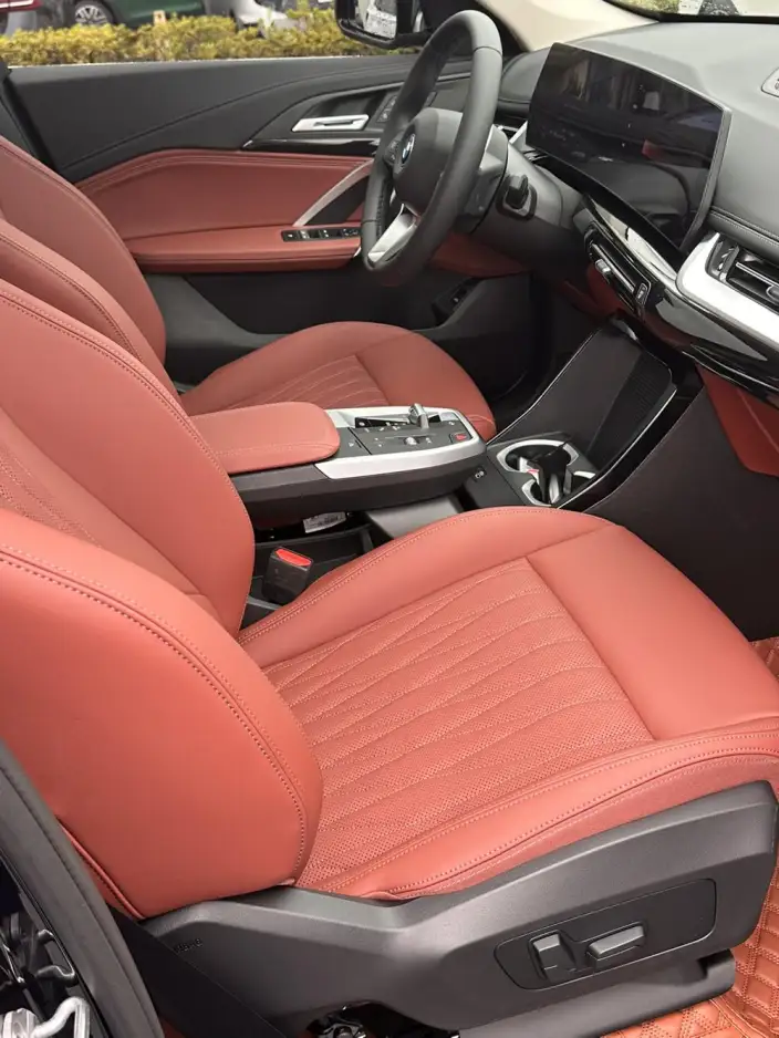 BMW iX 1 2026 Model eDrive25L X Design Set – фото 9