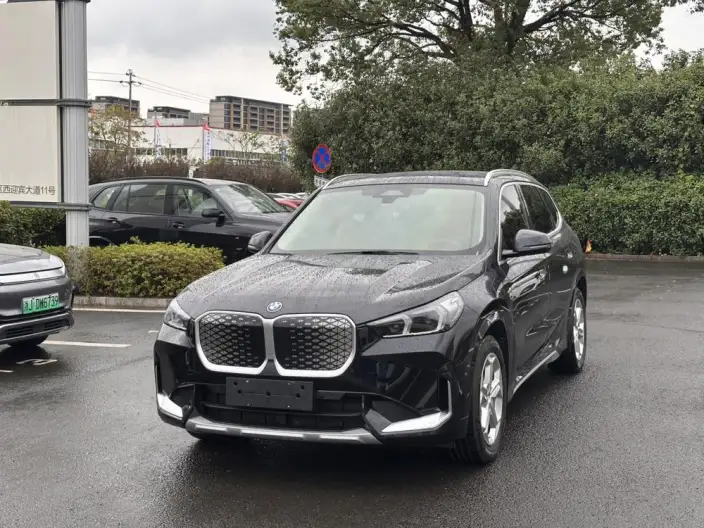 BMW iX 1 2026 Model eDrive25L X Design Set – фото 10