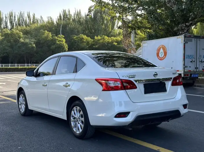 Nissan Sylphy 2022 Model Classic 1.6 XE CVT Comfort Edition – фото 4