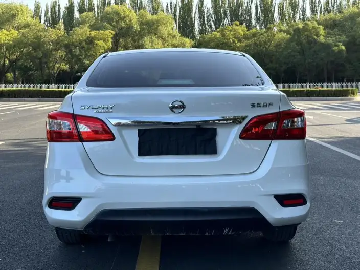 Nissan Sylphy 2022 Model Classic 1.6 XE CVT Comfort Edition – фото 5