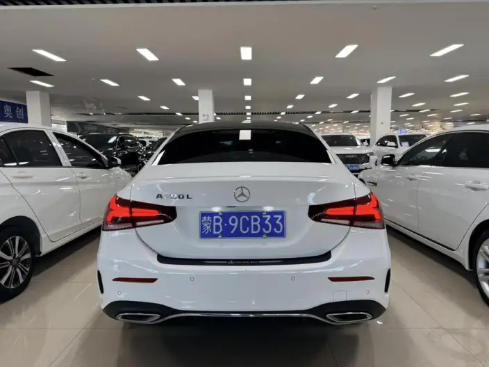 Mercedes-Benz A-class 2021 Model A 200 L Sports sedan Fashion Edition – фото 5