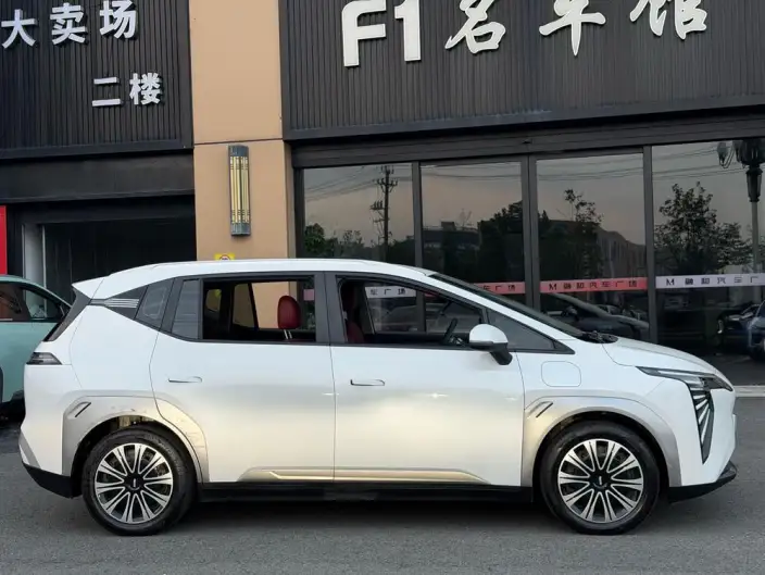 AION Y 2023 Model Plus 510 Smart Driving Edition – фото 7