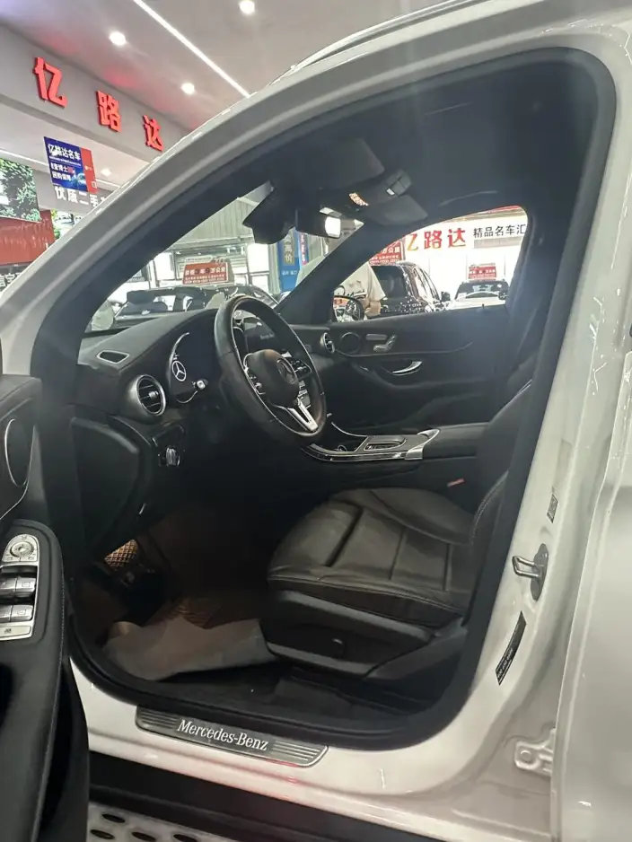 Mercedes-Benz GLC 2020 Model Facelift GLC 300 L 4MATIC Dynamic Model – фото 8