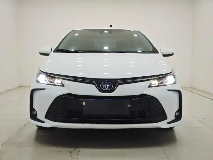 Toyota Corolla 2023 Model Intelligent Hybrid 1.8L E-CVT Elite Edition – фото 2