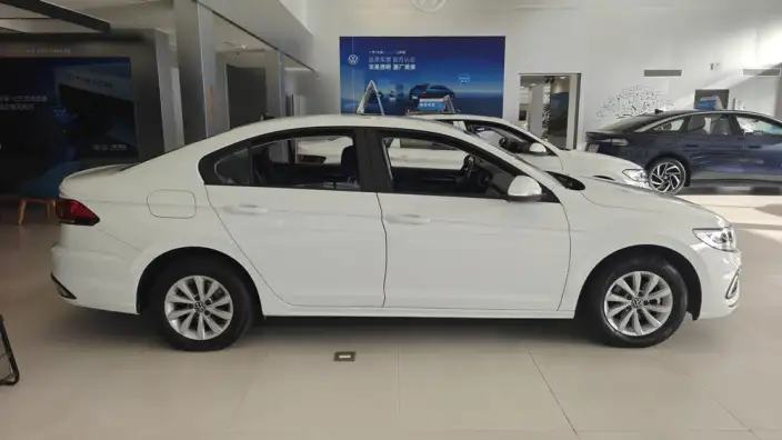Volkswagen Bora 2024 Model 200TSI DSG Smooth Ride Edition – фото 5
