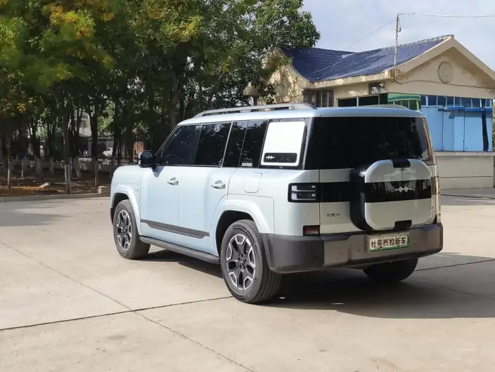 Titan 7 PHEV 2025 Model 200KM 2WD Max Edition – фото 5