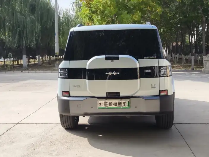 Titan 7 PHEV 2025 Model 200KM 2WD Max Edition – фото 6