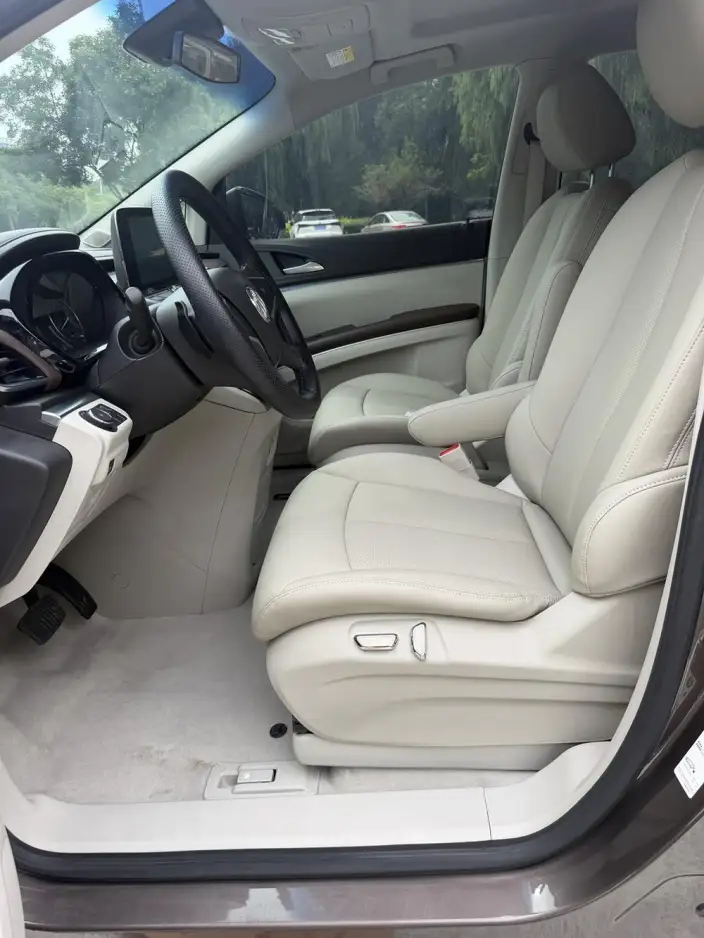 Buick GL8 2021 Model Business class 652T Comfort Model – фото 8