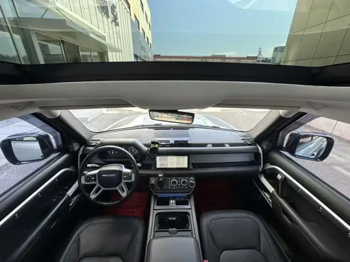 Land Rover Defender 2020 Model 110 P400 HSE – фото 8