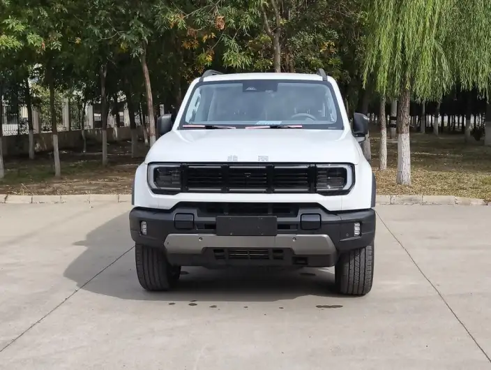 BAIC BJ40 Extended Range 2025 Model Advanced version