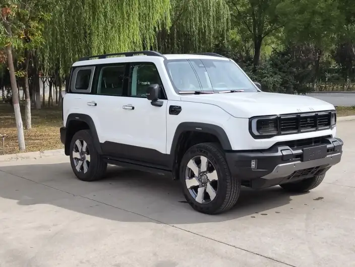 BAIC BJ40 Extended Range 2025 Model Advanced version