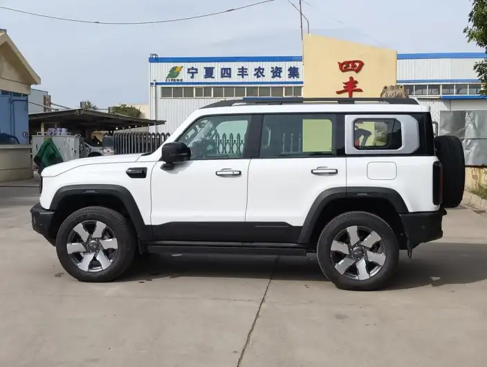 BAIC BJ40 Extended Range 2025 Model Advanced version