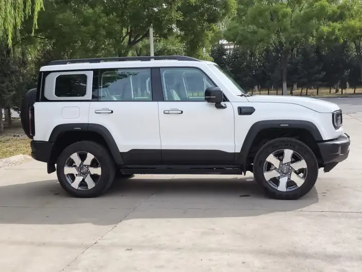 BAIC BJ40 Extended Range 2025 Model Advanced version – фото 6