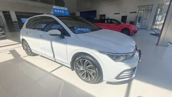 Volkswagen Golf 2021 Model 280TSI DSG Pro – фото 3