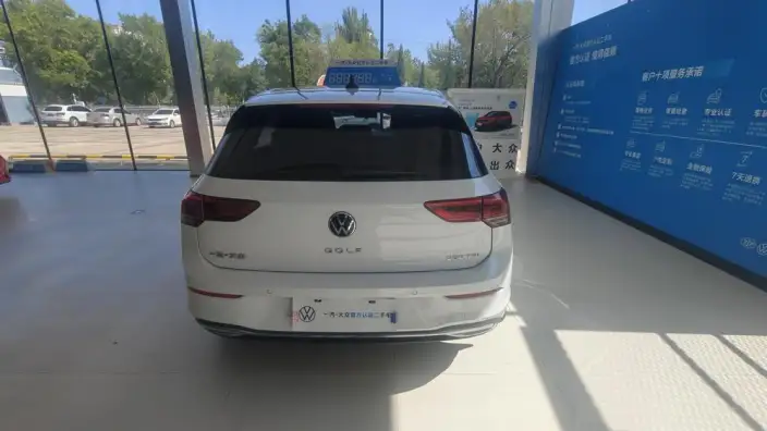 Volkswagen Golf 2021 Model 280TSI DSG Pro – фото 6