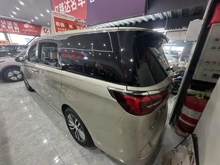 Buick GL8 2021 Model ES Luzun 653T Comfort Model – фото 5