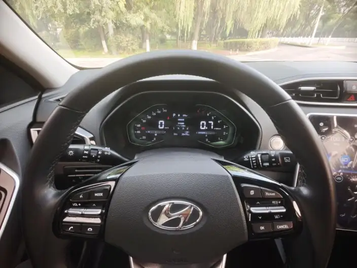 Hyundai ix25 2020 Model 1.5L CVT Smart Model – фото 7