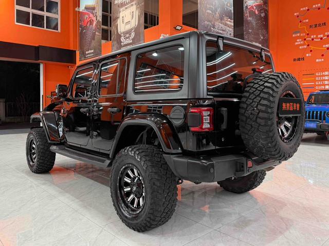 Jeep Wrangler 2019 2.0T Sahara 4-door China V – фото 3