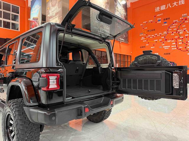Jeep Wrangler 2019 2.0T Sahara 4-door China V – фото 17